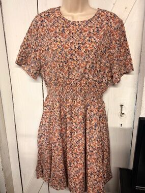Floral Short Sleeve Smocked Waist Dress - Peach Floral